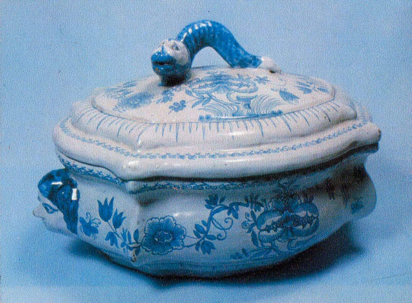 Керамика и стекло XVIII-XIX вв.